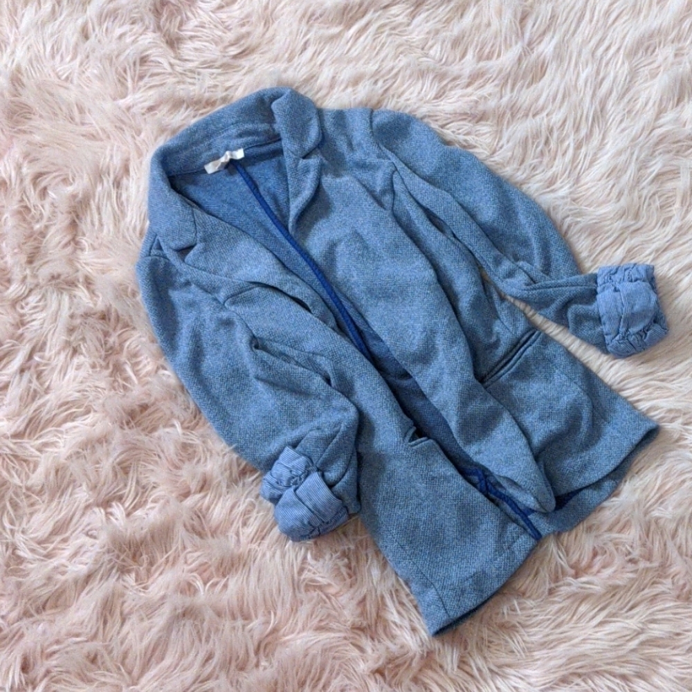 Blue casual blazer,